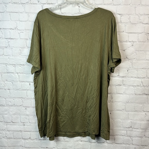 BloomChic Olive Green V Neck T Shirt Top Plus Size 2X - Picture 6 of 6
